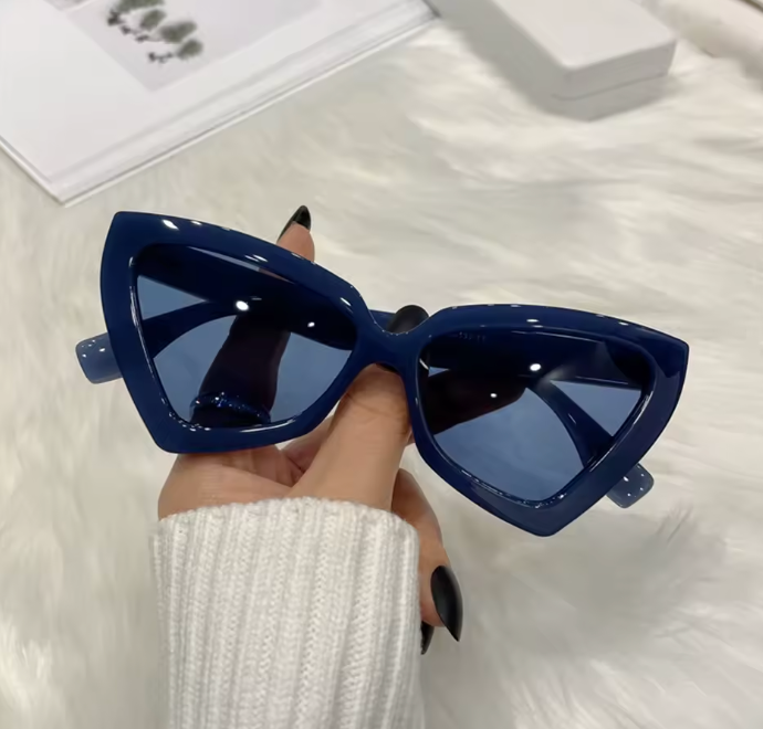 London Polygon Cat-Eye Sonnenbrille Unisex – Spiegel Retro