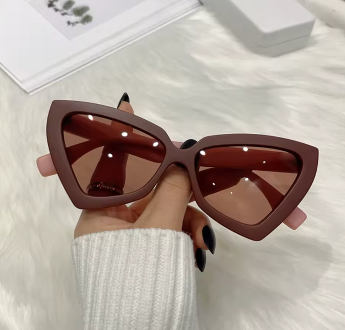 London Polygon Cat-Eye Sonnenbrille Unisex – Spiegel Retro