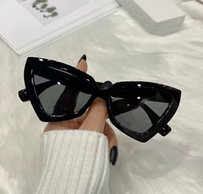 London Polygon Cat-Eye Sonnenbrille Unisex – Spiegel Retro