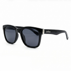 Brilleo Classic polarisierte Sonnenbrille im Wayfarer-Design mit schwarzem Rahmen und silbernem Logo-Detail